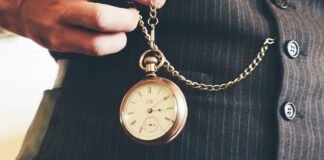 Porter une montre de poche