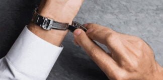 la taille de sa montre-bracelet