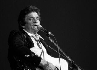 Johnny Cash : "The Man in Black" Icône de la musique country