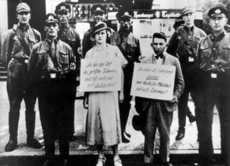 Les Lois de Nuremberg, adoptées le 15 septembre, pour séparer les Juifs des autres