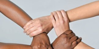 Sommes-nous enchaînés à nos rôles sociaux ?