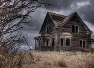 Peur ou phobie des maisons hantées : une exploration de l'imaginaire et du réel