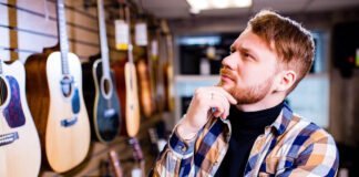 Je veux jouer de la guitare : Guitare classique ou acoustique ?