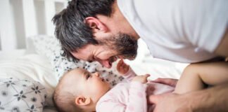 La joie de la paternité, du biberon à l'adolescence