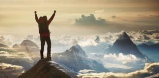 Conquérir le Sommet du Succès : Transformez Votre Vie pour Réaliser Vos Rêves