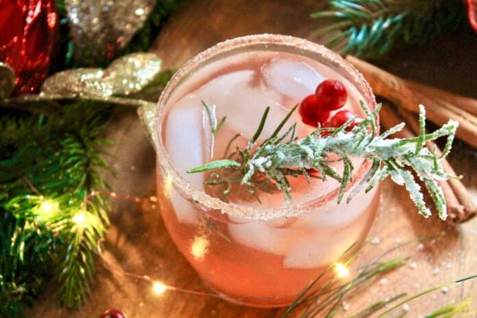Cocktails Festifs Sans Alcool : Votre Guide pour un Noël Pétillant