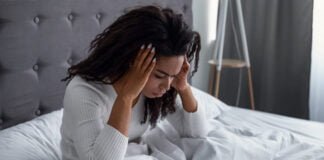 Les Maux de Tête Matinaux : Un Signal d'Alarme pour l'Apnée du Sommeil ?