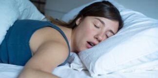 Comprendre les Évolutions du Sommeil des Femmes au Fil de la Vie