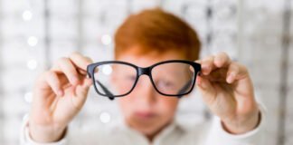 Un regard clair sur la santé visuelle de votre enfant : Comprendre et Agir