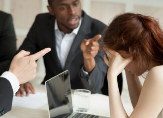 Violence psychologique au travail : Reconnaître et Réagir