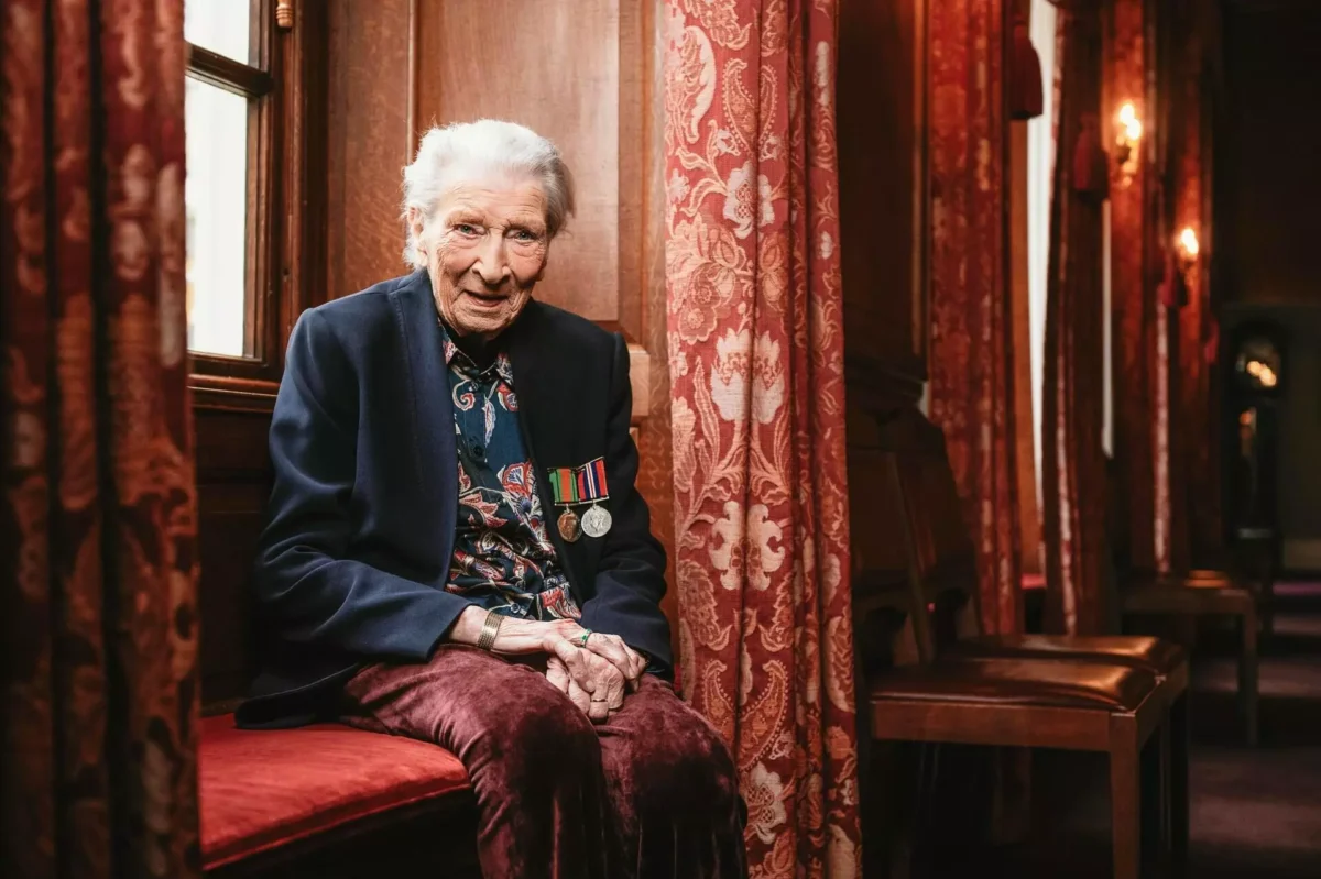 Christian Lamb est âgée de 103 ans. Elle a été troisième lieutenant au sein des Wrens. © Robin Savage