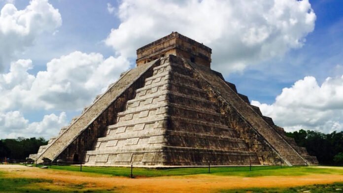 Les Mystères des Sacrifices d'Enfants par les Mayas