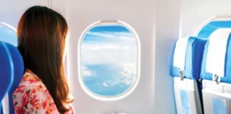 Stratégies pour Surmonter la Peur des Voyages en Avion