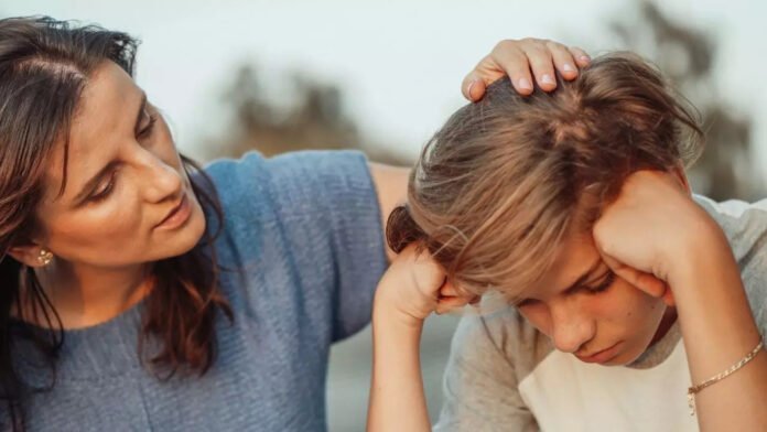 enfant-presser Quand les attentes des adultes étouffent l'enfance