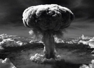 Hiroshima : l'Aube de l'Enfer Nucléaire