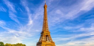 Le Géant de Fer qui a Conquis Paris